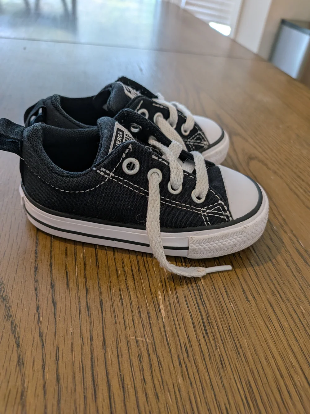 Converse Toddler Street Ox Low Top Sneakers - Sz. 5
